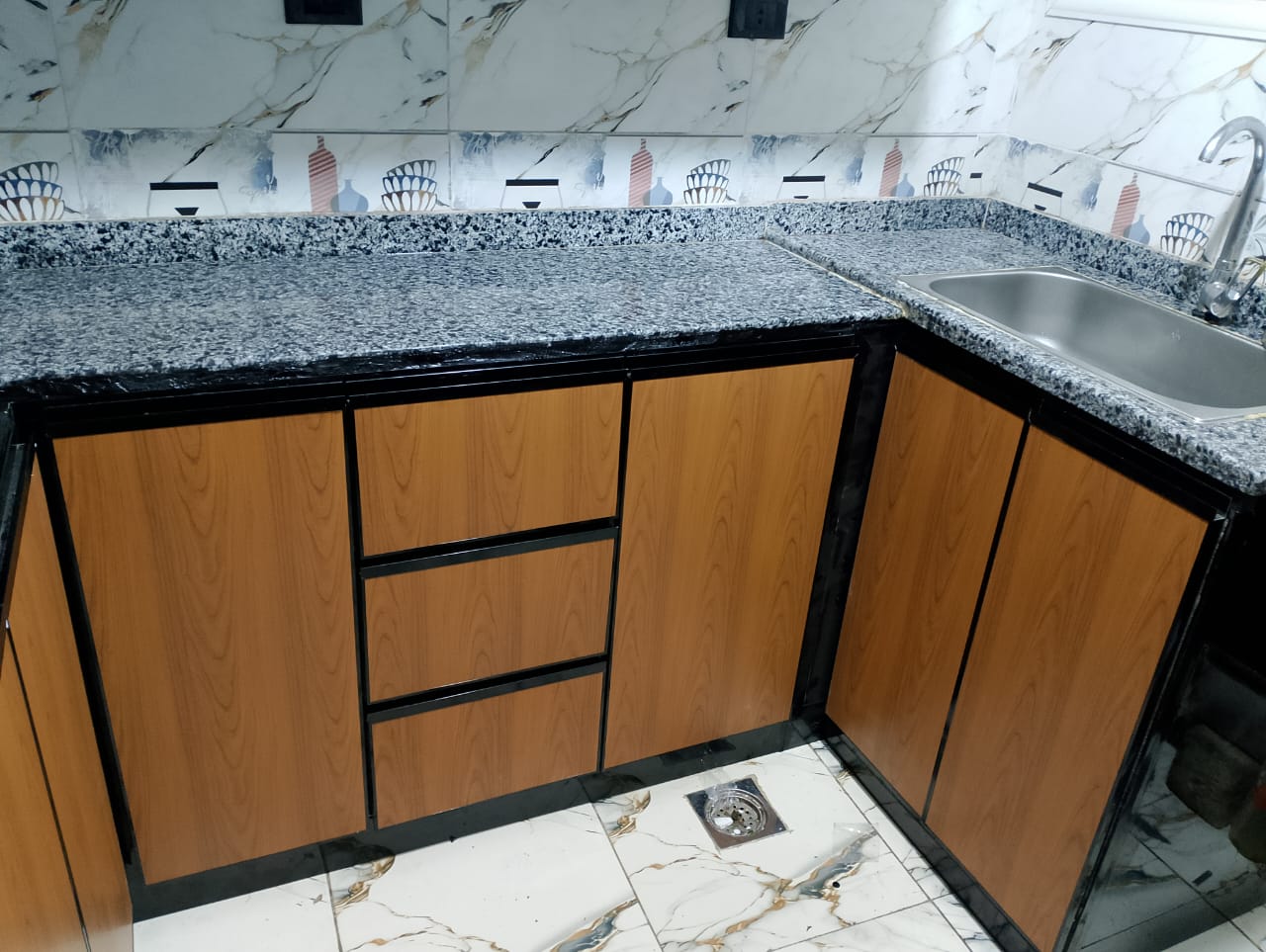 مطبخ ألومنيوم عصري 3