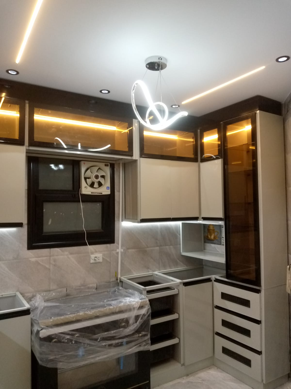 مطبخ ألومنيوم عصري 3